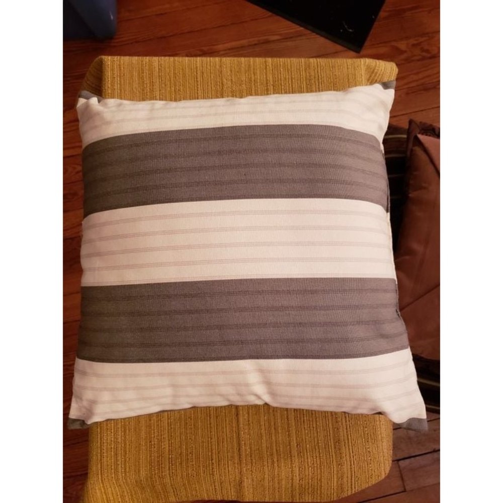 Noble collection large designer overstuffed 16x16 throw pillow